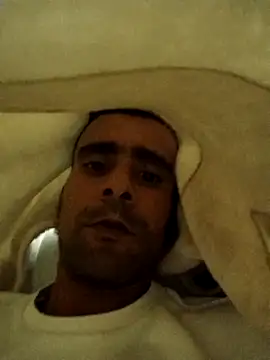 SlipperyEssay online show from 11-20-25, 08:30