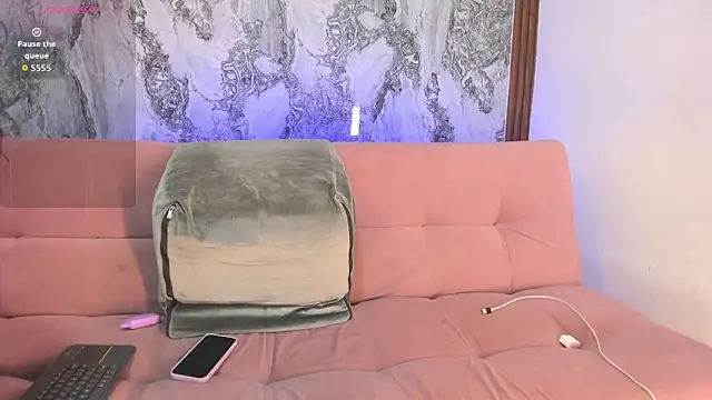 MiiaaCollinss online show from 09-10-25, 03:12