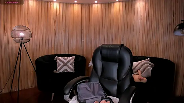 MeganScott online show from 07-27-26, 12:23