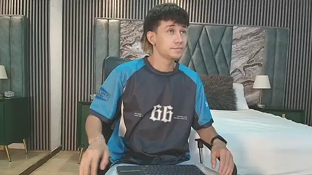 Michael blue online show from 01-07-26, 12:07