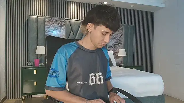 Michael blue online show from 01-10-26, 11:56