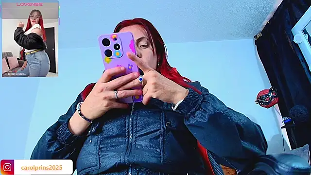 carolinhe  online show from 11-05-25, 07:58