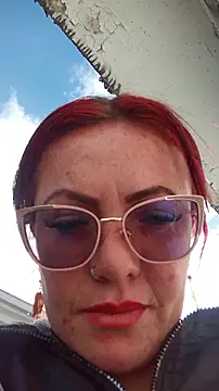 carolinhe  online show from 11-26-25, 08:43