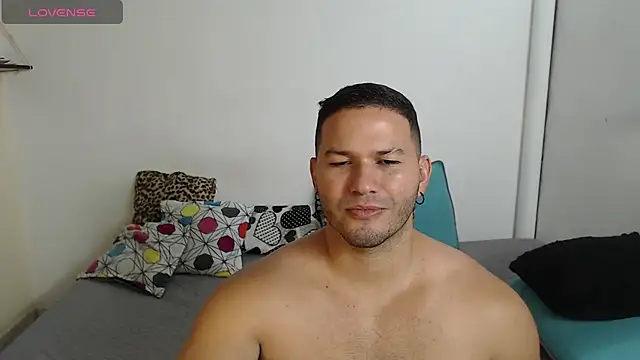Snapshot of Tim_mz01 chatting on 05-31-26, 06:20 Tim mz01 online show from 05-31-26, 06:20