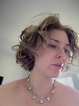 Snapshot of KellyKeler chatting on 07-12-26, 11:12 KellyKeler online show from 07-12-26, 11:12