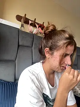 AllieYourGirl online show from 09-13-25, 05:24