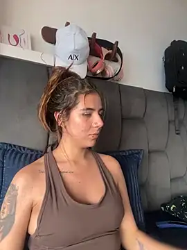 AllieYourGirl online show from 11-11-25, 07:03