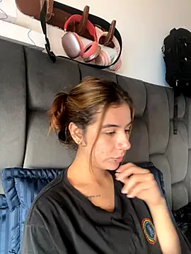 AllieYourGirl online show from 11-13-25, 03:11