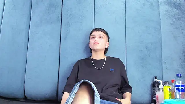 Megan Thompson  online show from 03-11-26, 02:50