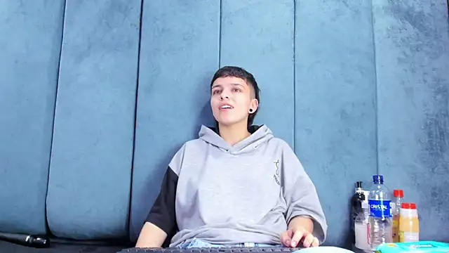 Megan Thompson  online show from 03-21-26, 02:16