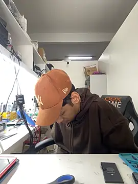 Oqui online show from 03-20-26, 07:41