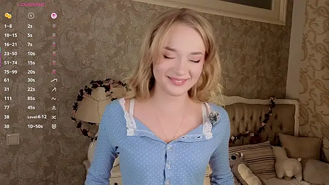 Snapshot of Emma_Frosty chatting on 04-12-26, 09:42 Emma Frosty online show from 04-12-26, 09:42