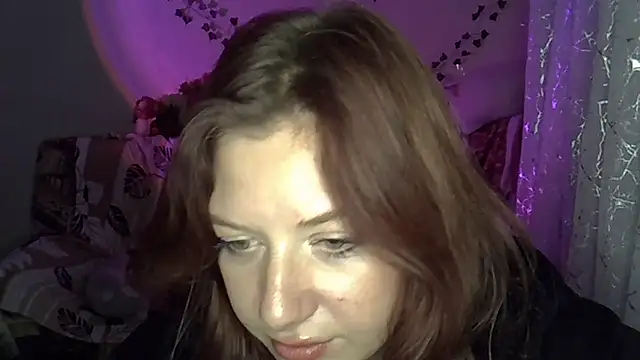 Lily Ember online show from 11-28-25, 06:21