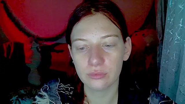 Lily Ember online show from 01-07-26, 08:00