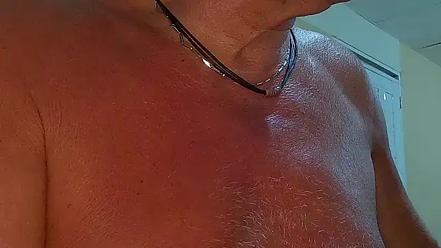 Snapshot of Unique_X_perience chatting on 03-13-26, 04:41 Unique X perience online show from 03-13-26, 04:41