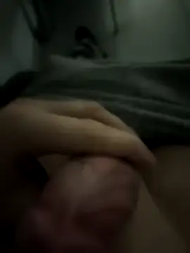 Snapshot of Monsterboy18 chatting on 02-17-26, 02:19 Monsterboy18 online show from 02-17-26, 02:19