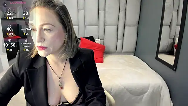 Charlot milf online show from 05-20-26, 11:27
