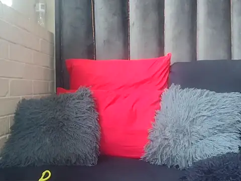 Snapshot of dark_honeyx26 chatting on 04-07-26, 10:26 dark honeyx26 online show from 04-07-26, 10:26