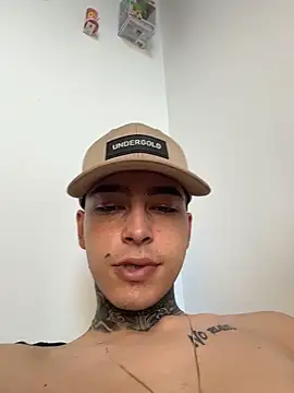 samm4044 online show from 04-20-26, 08:32