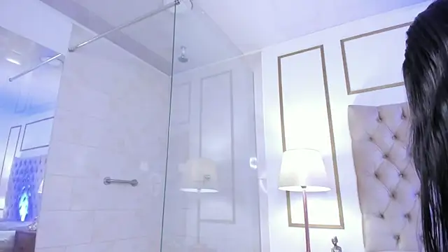 Snapshot of AllyPretty- chatting on 10-30-25, 07:47 AllyPretty- online show from 10-30-25, 07:47