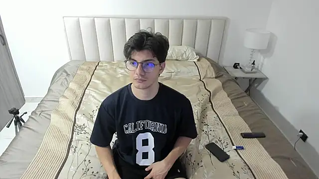 kyron  jobs online show from 03-25-26, 05:57