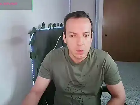 Snapshot of Cerso1 chatting on 05-29-26, 12:03 Cerso1 online show from 05-29-26, 12:03