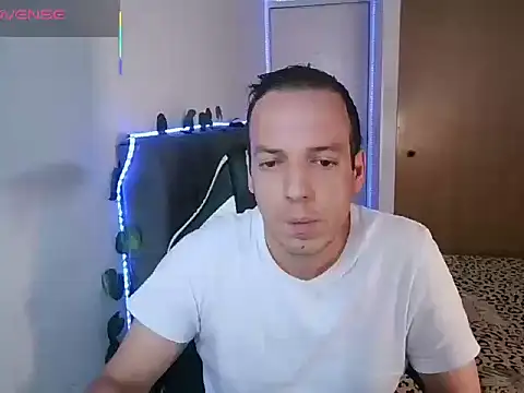 Snapshot of Cerso1 chatting on 07-05-26, 12:45 Cerso1 online show from 07-05-26, 12:45