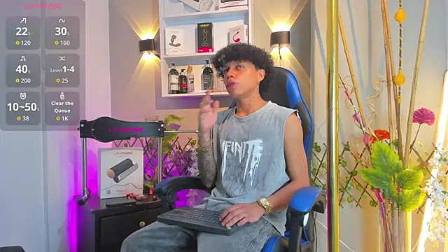  taylor black online show from 07-15-26, 07:52