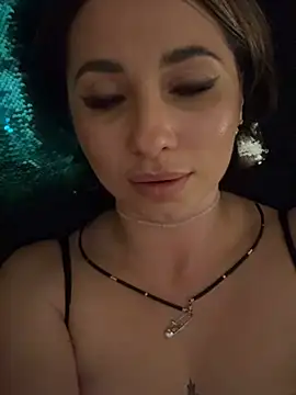 Snapshot of Adelina_Fan chatting on 02-12-26, 10:27 Adelina Fan online show from 02-12-26, 10:27