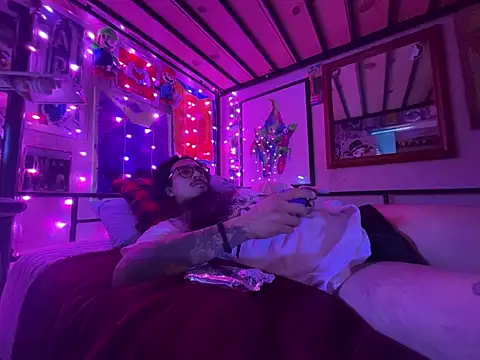 bigdickkane300 online show from 05-04-26, 02:18