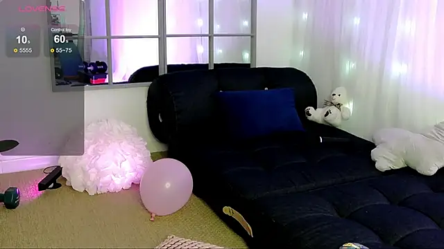 SarahRaynex online show from 05-26-26, 02:57