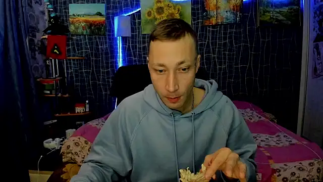 Snapshot of CuteBoy228 chatting on 01-07-26, 01:24 CuteBoy228 online show from 01-07-26, 01:24