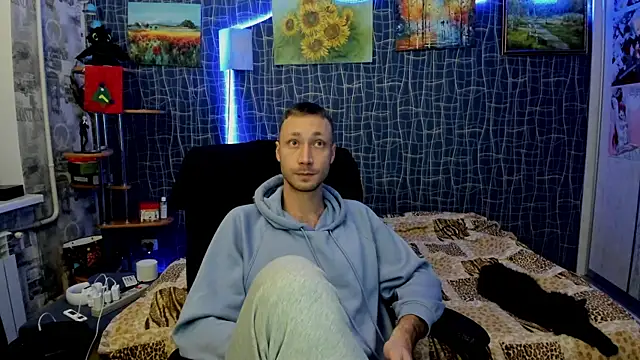 Snapshot of CuteBoy228 chatting on 01-09-26, 10:33 CuteBoy228 online show from 01-09-26, 10:33