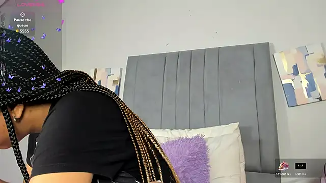 Sophia Ebony online show from 01-19-26, 12:20