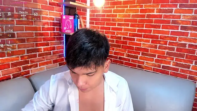 Thiago Kozak online show from 04-09-26, 01:27