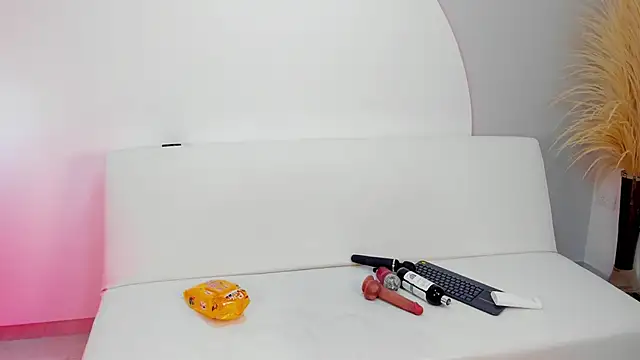 Snapshot of Carly_lopez chatting on 11-27-25, 06:32 Carly lopez online show from 11-27-25, 06:32