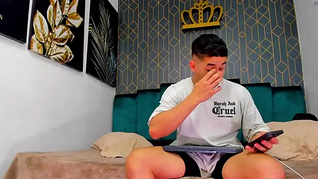 king falconer online show from 10-09-25, 12:52