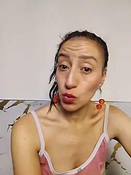 Oriana111 online show from 06-20-26, 03:42