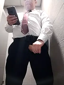 BigCristh79 online show from 04-05-26, 04:53