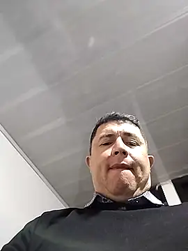 BigCristh79 online show from 04-27-26, 12:47