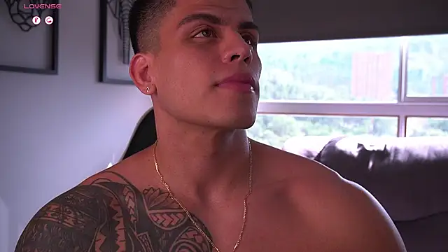 tyler muscle1 online show from 09-18-25, 07:49