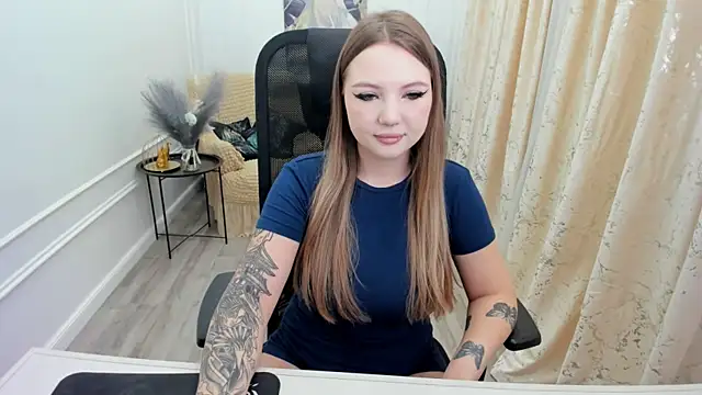 MariaRobinsone online show from 07-04-26, 07:31