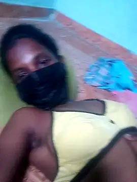 Snapshot of Tamilmona chatting on 04-15-26, 06:09 Tamilmona online show from 04-15-26, 06:09