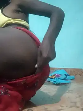 Snapshot of Tamilmona chatting on 04-15-26, 06:15 Tamilmona online show from 04-15-26, 06:15