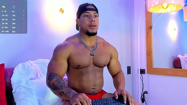 Travis lenox  online show from 12-04-25, 02:04