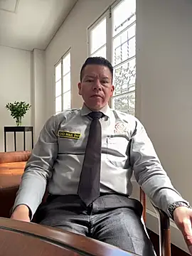 Manu0586 online show from 05-18-26, 02:12