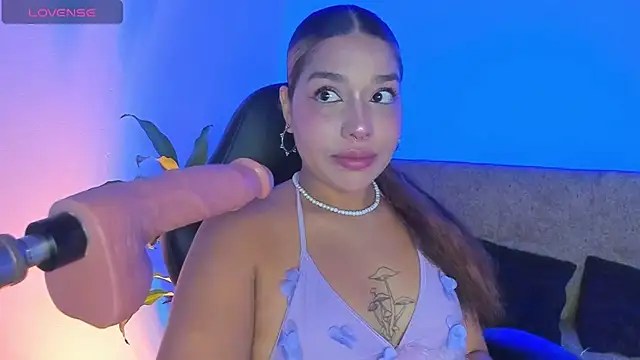 giselle upp online show from 04-18-26, 10:54