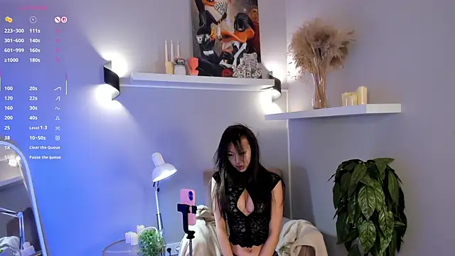 Nelly Kimm online show from 07-22-26, 01:52