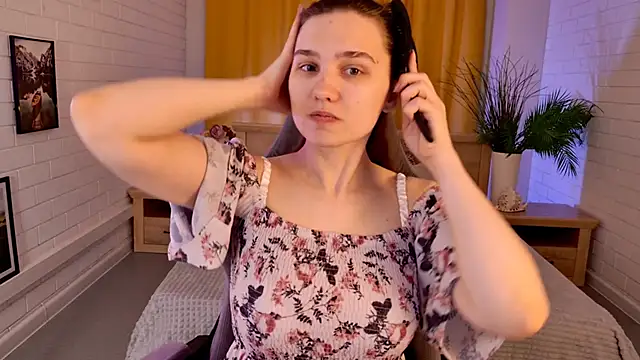 TessaMill online show from 05-19-26, 05:14