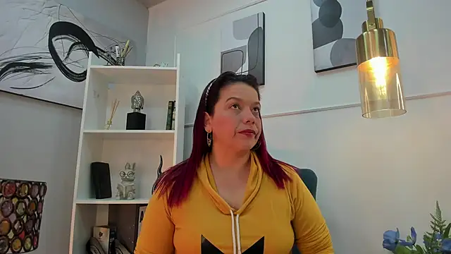 Snapshot of VeronicaBlake chatting on 06-01-26, 01:24 VeronicaBlake online show from 06-01-26, 01:24
